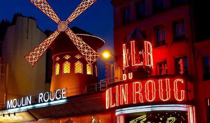 the famous moulin rouge